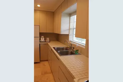 7550 SW 82nd St #F204, Miami, FL 33143 - Photo 3