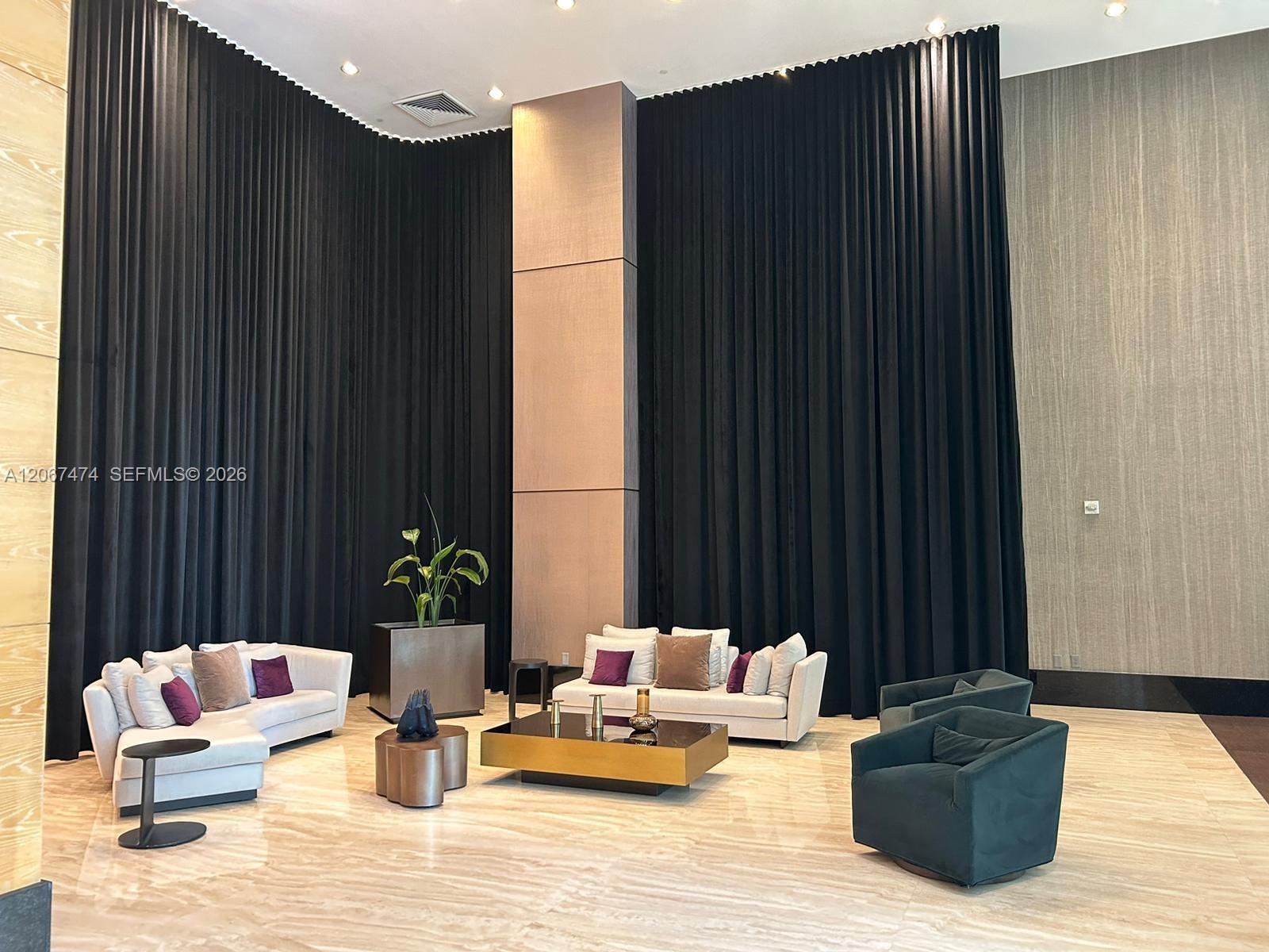 950 Brickell Bay Dr #1903 - 950 Brickell Bay Dr #1903, Miami, FL 33131 Luxury Property | Jose Angel Pina