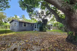 6570 Thomas St, Hollywood, FL 33024 - Photo 15