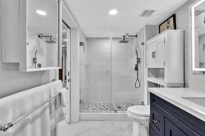 1155 Brickell Bay Dr #3211, Miami, FL 33131 - Photo 11