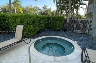 8950 SW 69th Ct, Pinecrest, FL 33156 - Photo 17