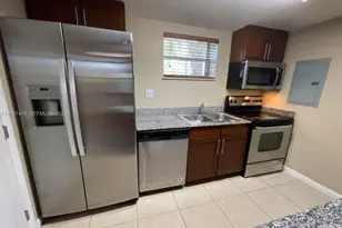 8950 SW 69th Ct, Pinecrest, FL 33156 - Photo 3