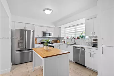 2819 Cleveland St, Hollywood, FL 33020 - Photo 9