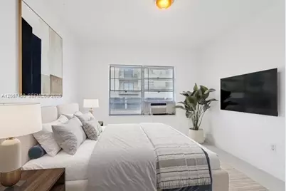 974 Biarritz Dr #11, Miami Beach, FL 33141 - Photo 3