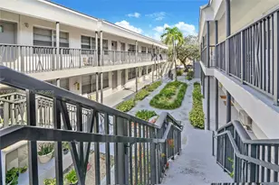 974 Biarritz Dr, Miami Beach, FL 33141 - Photo 13
