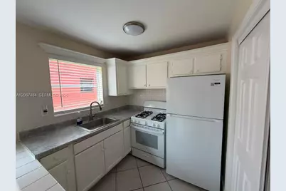 2201 NW 64th Ave #5, Sunrise, FL 33313 - Photo 3