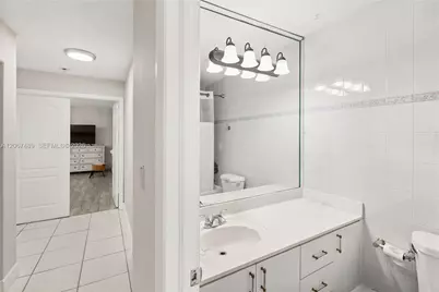 9840 NW 28th Ter, Doral, FL 33172 - Photo 27