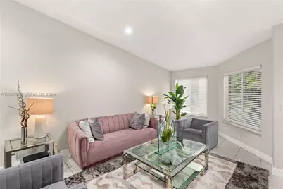 9840 NW 28th Ter, Doral, FL 33172 - Photo 11