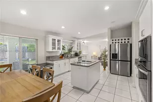 9840 NW 28th Terrace, Doral, FL 33172 - Photo 13
