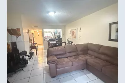422 NE 210th Cir Ter #105-1, Miami, FL 33179 - Photo 5