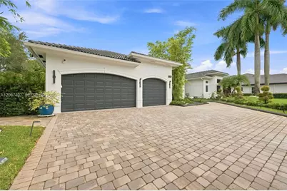 3829 Gulfstream Way, Davie, FL 33328 - Photo 1