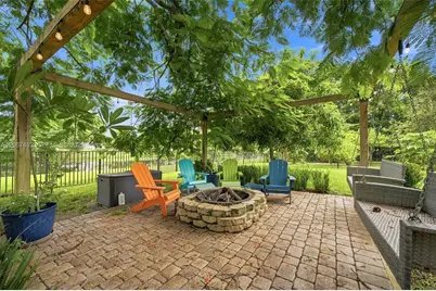 3829 Gulfstream Way, Davie, FL 33328 - Photo 47
