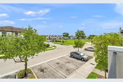 582 NE 207th St #582, Miami, FL 33179 - Photo 35
