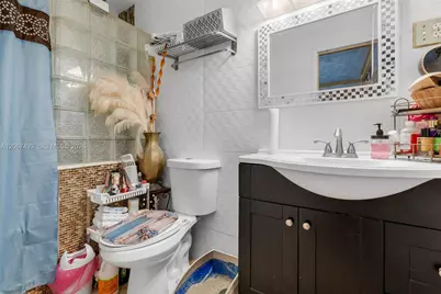 6921 Taylor St, Hollywood, FL 33024 - Photo 9