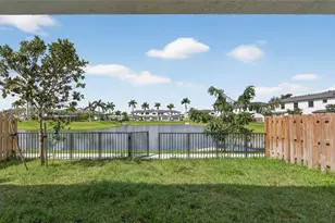 4965 Peacock Way, Dania Beach, FL 33312 - Photo 3