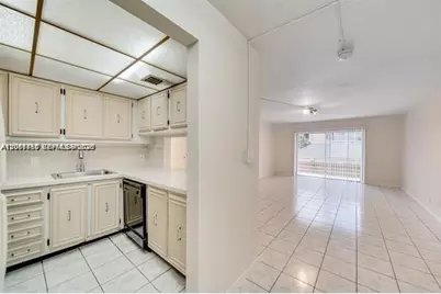 4848 NW 24th Ct #230, Lauderdale Lakes, FL 33313 - Photo 5
