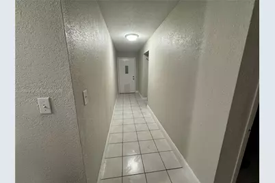 10920 Westwood Lake Dr, Miami, FL 33165 - Photo 3