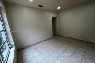 3351 SW 18th St, Miami, FL 33145 - Photo 13