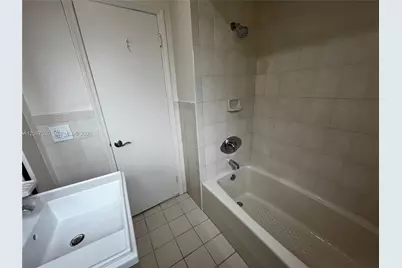 3351 SW 18th St #3351, Miami, FL 33145 - Photo 23