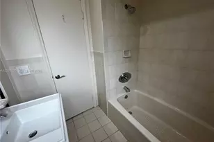3351 SW 18th St, Miami, FL 33145 - Photo 23