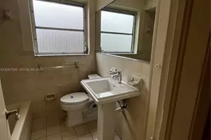 3351 SW 18th St, Miami, FL 33145 - Photo 19