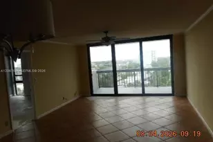 4800 Bayview Dr, Fort Lauderdale, FL 33308 - Photo 9