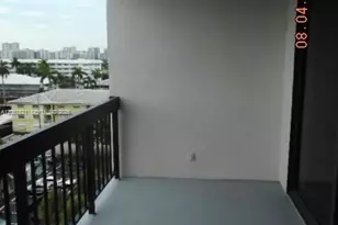 4800 Bayview Dr, Fort Lauderdale, FL 33308 - Photo 33