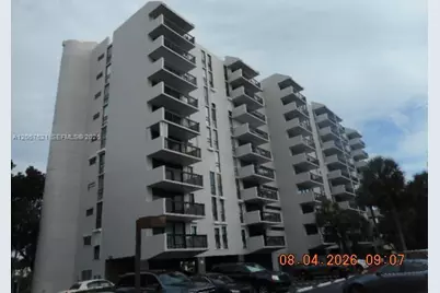 4800 Bayview Dr #802, Fort Lauderdale, FL 33308 - Photo 1