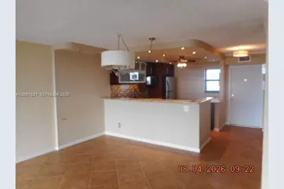 4800 Bayview Dr #802, Fort Lauderdale, FL 33308 - Photo 13