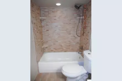 4800 Bayview Dr #802, Fort Lauderdale, FL 33308 - Photo 31
