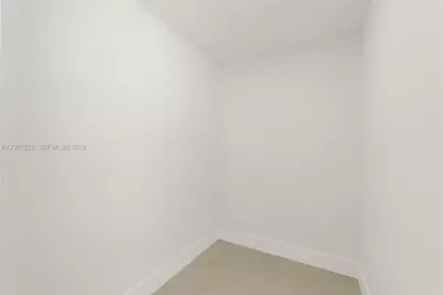 611 SE 4th St, Hialeah, FL 33010 - Photo 35