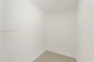 611 SE 4th St, Hialeah, FL 33010 - Photo 35