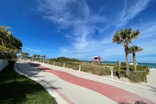 5001 Collins Ave, Miami Beach, FL 33140 - Photo 37