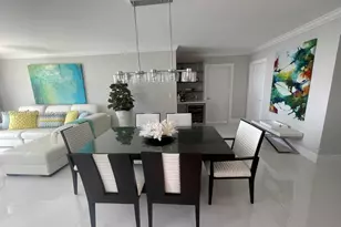 5001 Collins Ave, Miami Beach, FL 33140 - Photo 11
