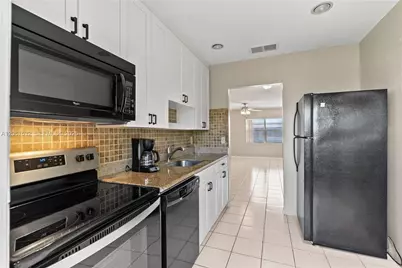 7305 NW 5th Ct #204, Margate, FL 33063 - Photo 7