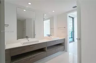 1300 S Miami Ave, Miami, FL 33130 - Photo 17