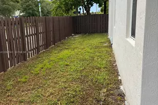 8205 NW 116th Ave, Doral, FL 33178 - Photo 27