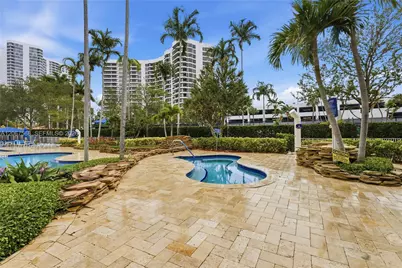 3500 Mystic Pointe Dr #104, Aventura, FL 33180 - Photo 31