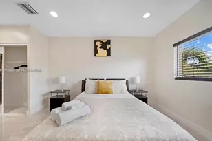 615 NW 10th Terrace, Fort Lauderdale, FL 33311 - Photo 9