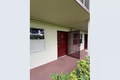 150 150 SW 134th Way #R109, Pembroke Pines, FL 33027 - Photo 9