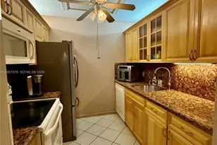 150 150 SW 134th Way, Pembroke Pines, FL 33027 - Photo 17