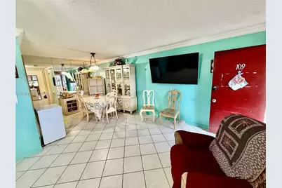 150 150 SW 134th Way #R109, Pembroke Pines, FL 33027 - Photo 13