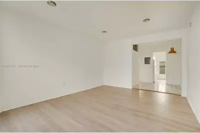 835 Meridian Ave #3, Miami Beach, FL 33139 - Photo 5