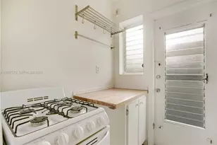 835 Meridian Ave, Miami Beach, FL 33139 - Photo 11