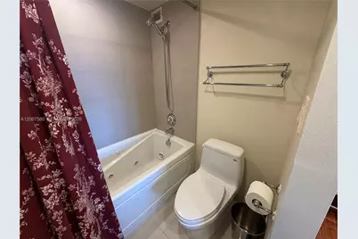 11111 Biscayne Blvd #2B, Miami, FL 33181 - Photo 9