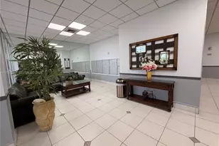 1825 S Ocean Dr, Hallandale Beach, FL 33009 - Photo 23