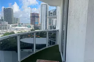 601 NE 23rd St, Miami, FL 33137 - Photo 3