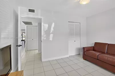 13705 SW 12th St #103B, Pembroke Pines, FL 33027 - Photo 31