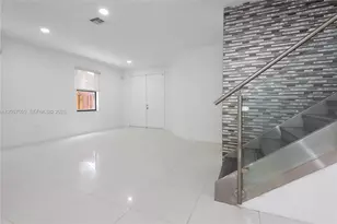 10235 NW 87th Terrace, Doral, FL 33178 - Photo 13