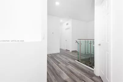 10235 NW 87th Ter, Doral, FL 33178 - Photo 33